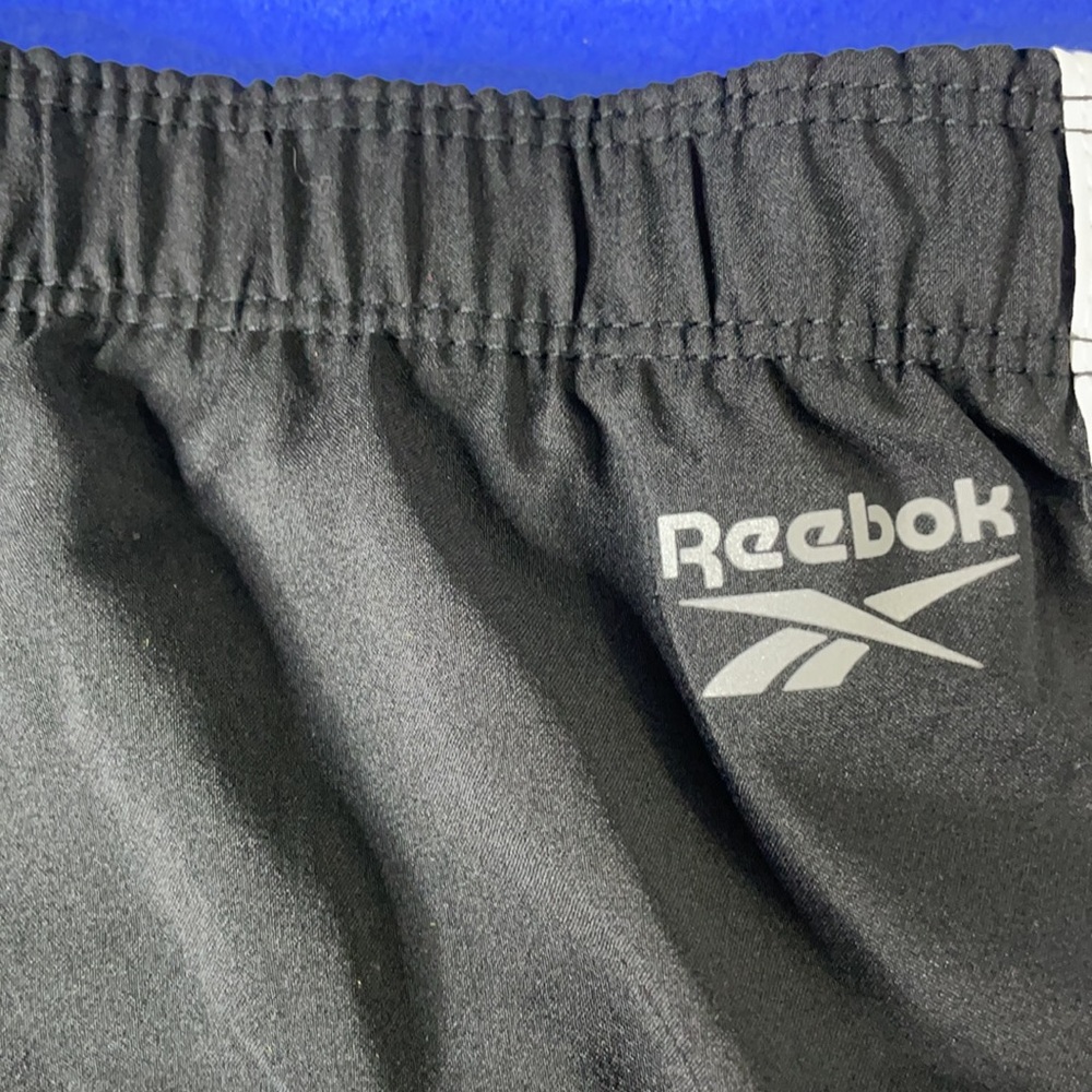 NWT Reebok Game Time Black Short - Picture 8 of 10
